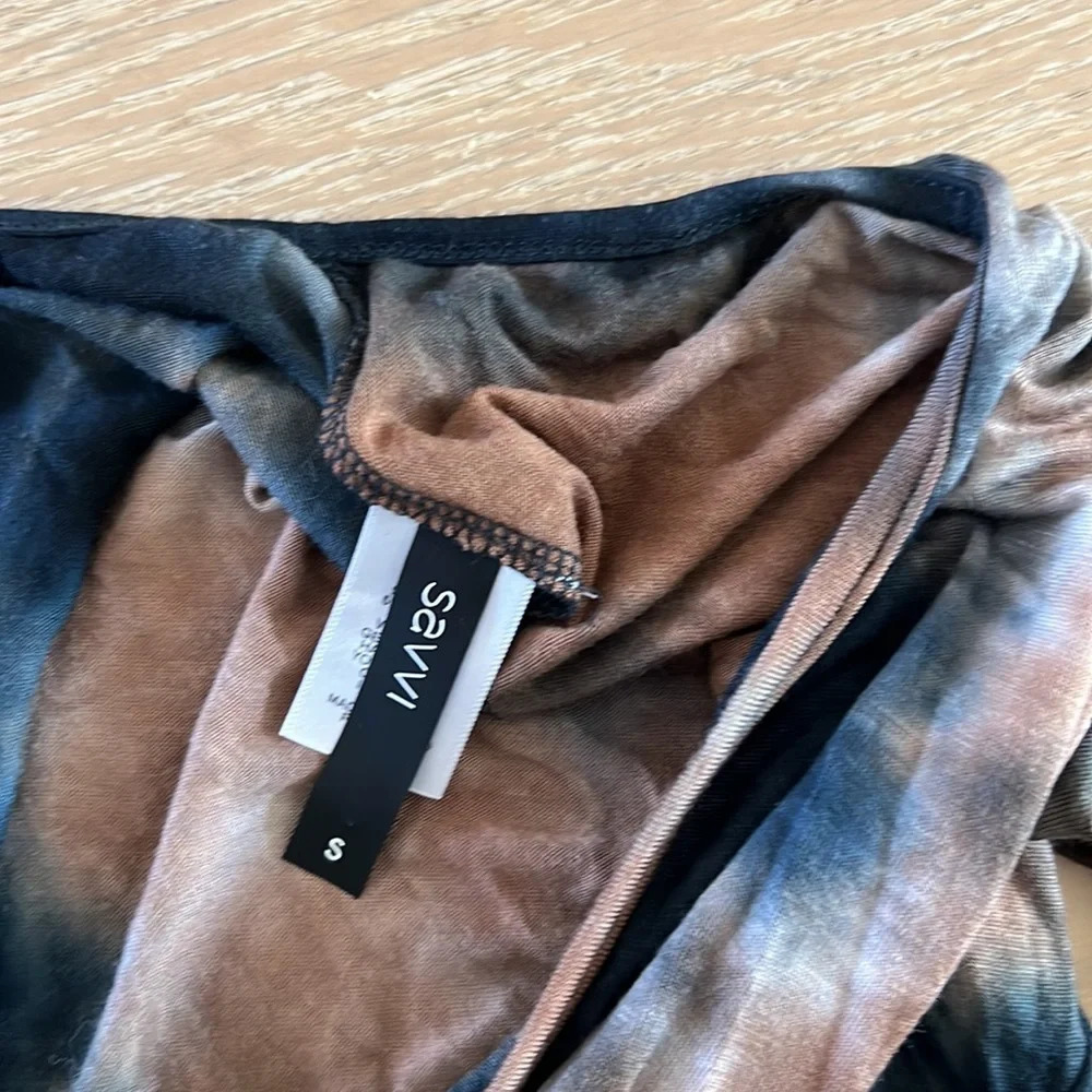 Savvi Athleisure Long Sleeve Tie Dye Open Back Tshirt Tee Brown Blue Pickleball - Picture 6 of 9